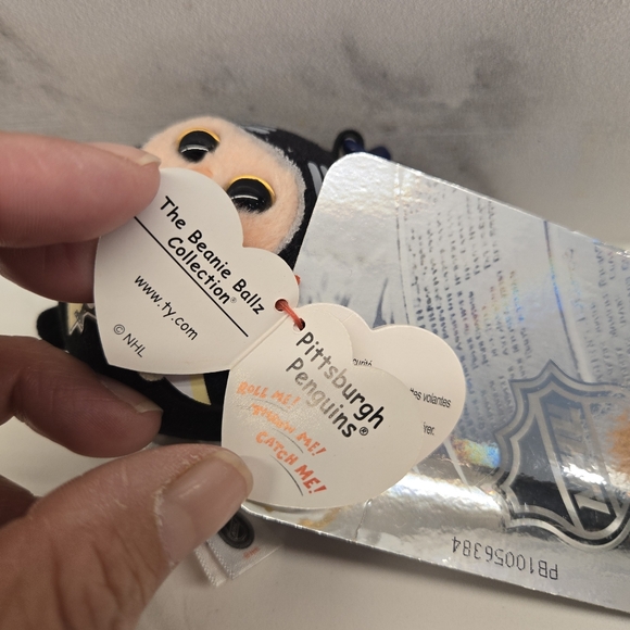 Ty Beanie Ballz 4" NHL Pittsburgh Penguins 2013 Rare Retired with Tags - Picture 4 of 9